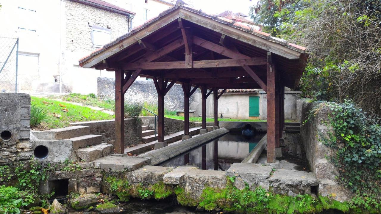 Maison Sur Le Lot Saint-Vincent-Rive-d'Olt Exterior photo